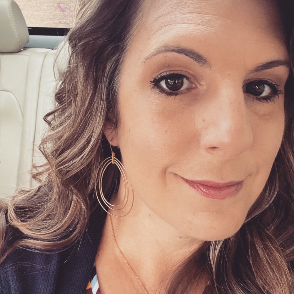 Meet your Posher, Becky
